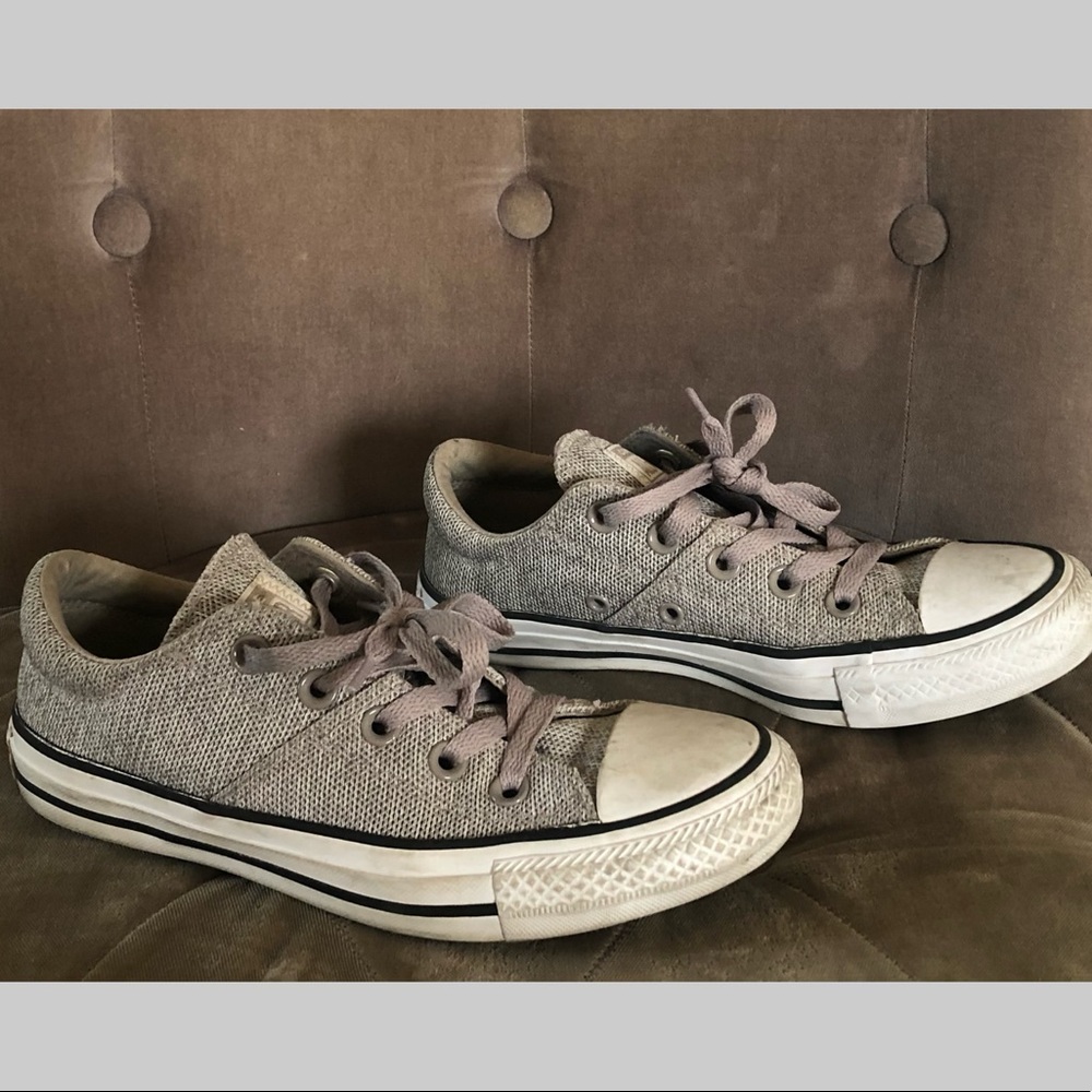 Converse in Grey